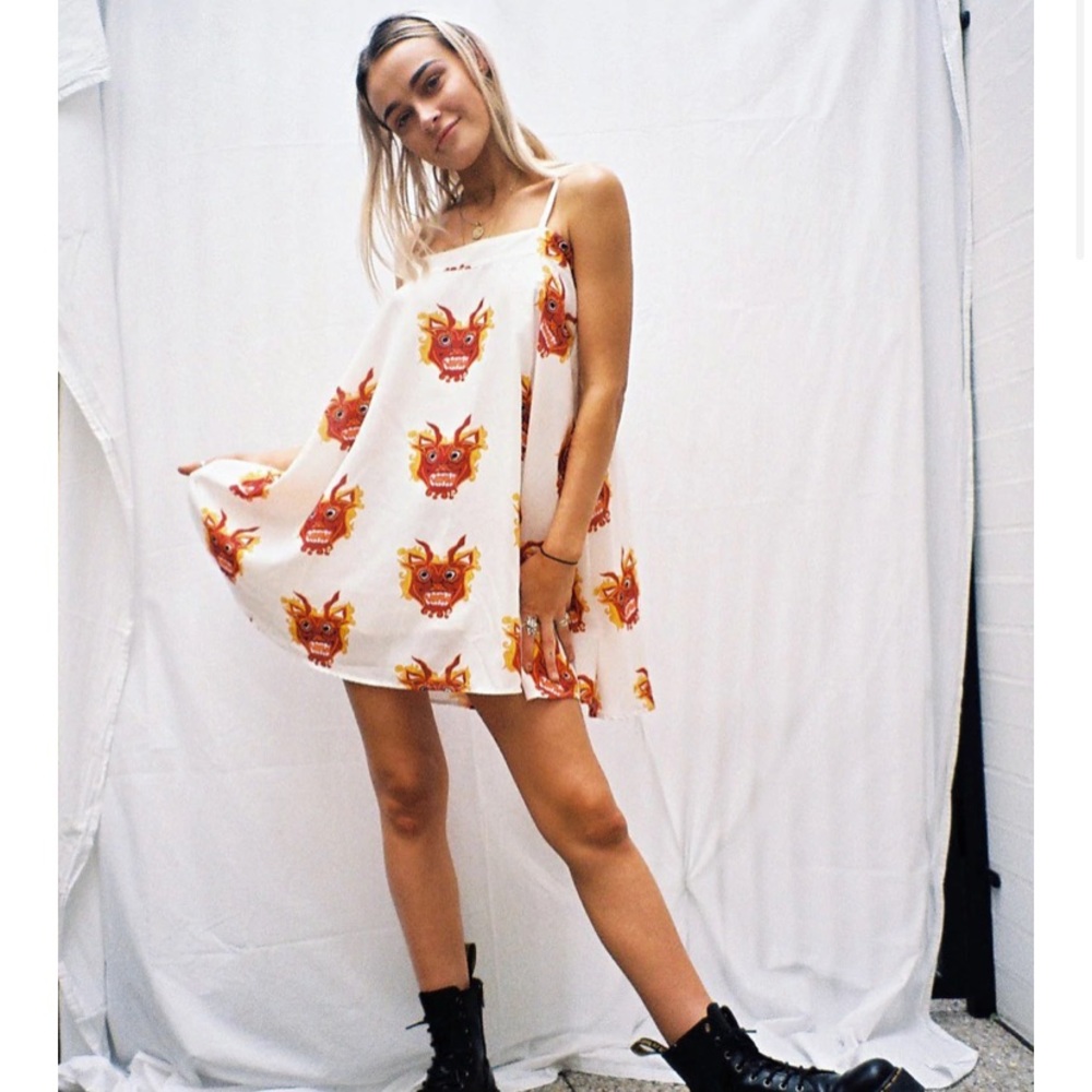 Melox the label dragon dress NWT as seen on sterling myers!!!